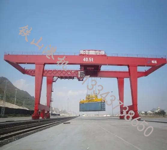 江西景德镇集装箱起重机厂家起重机适用于港口、码头等地方作业